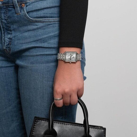 ?Women’s Sliver Chic Genuine Crystal Bracelet Watch main image 5